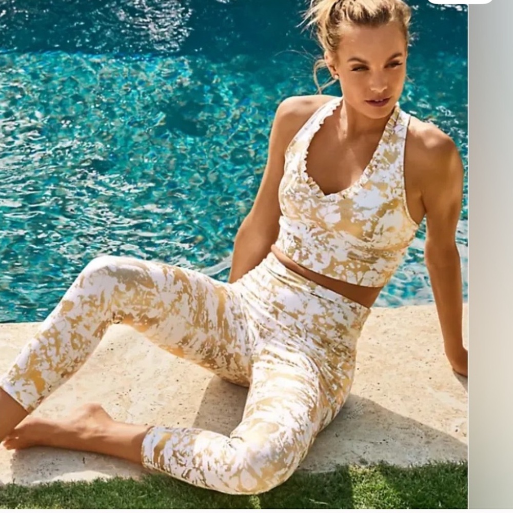 Lilly Pulitzer Gold and White Leggings
